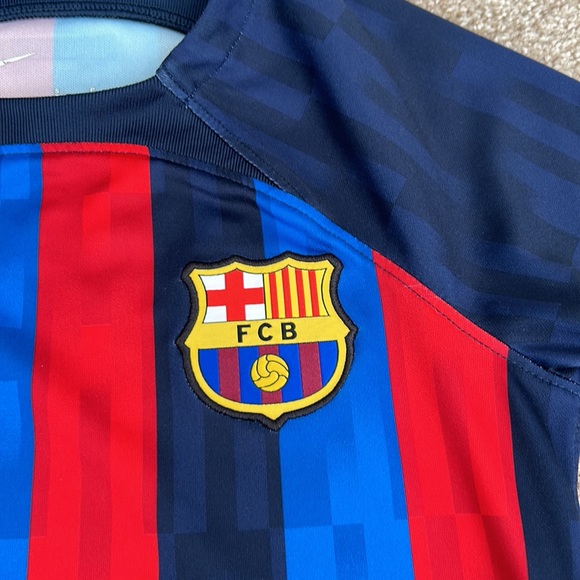 Nike Kids FC Barcelona 2022/23 Stadium Soccer Jersey - Picture 3 of 5